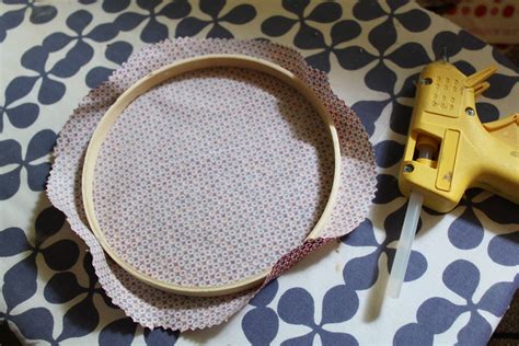 metal circle to put in fabric|diy fabric circle.